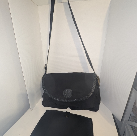 Tory Burch Marion Nylon & Leather Messenger/Baby Handbag - Picture 8 of 9